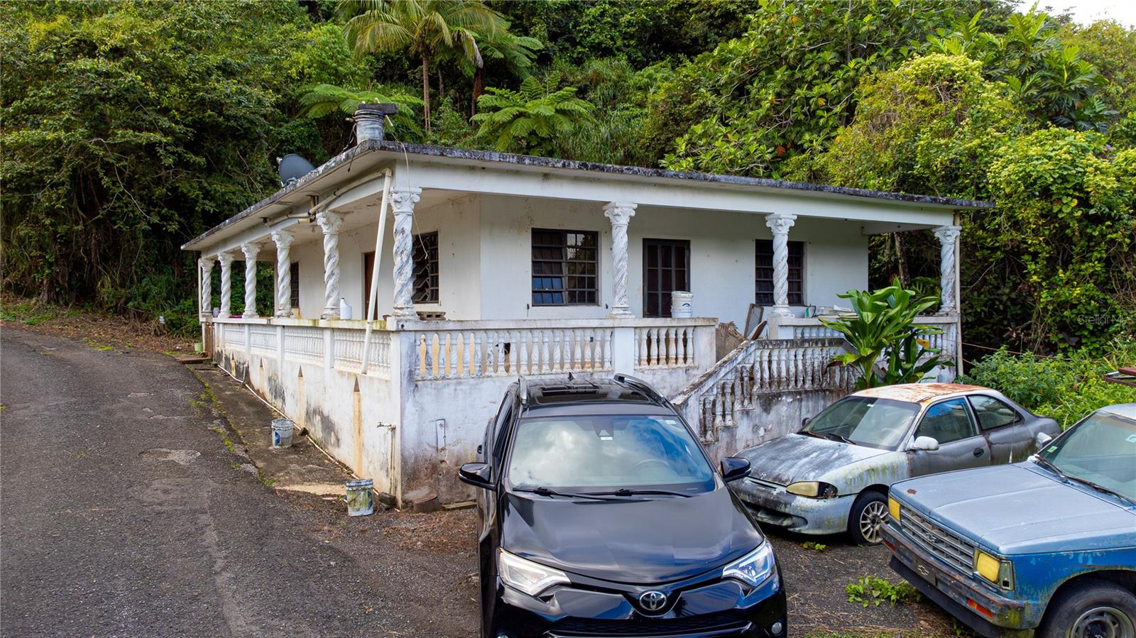 SEC. LA GLORIA - Residential