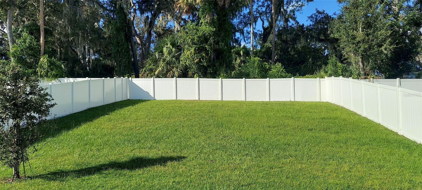 LAKE DENHAM ESTATES - Residential