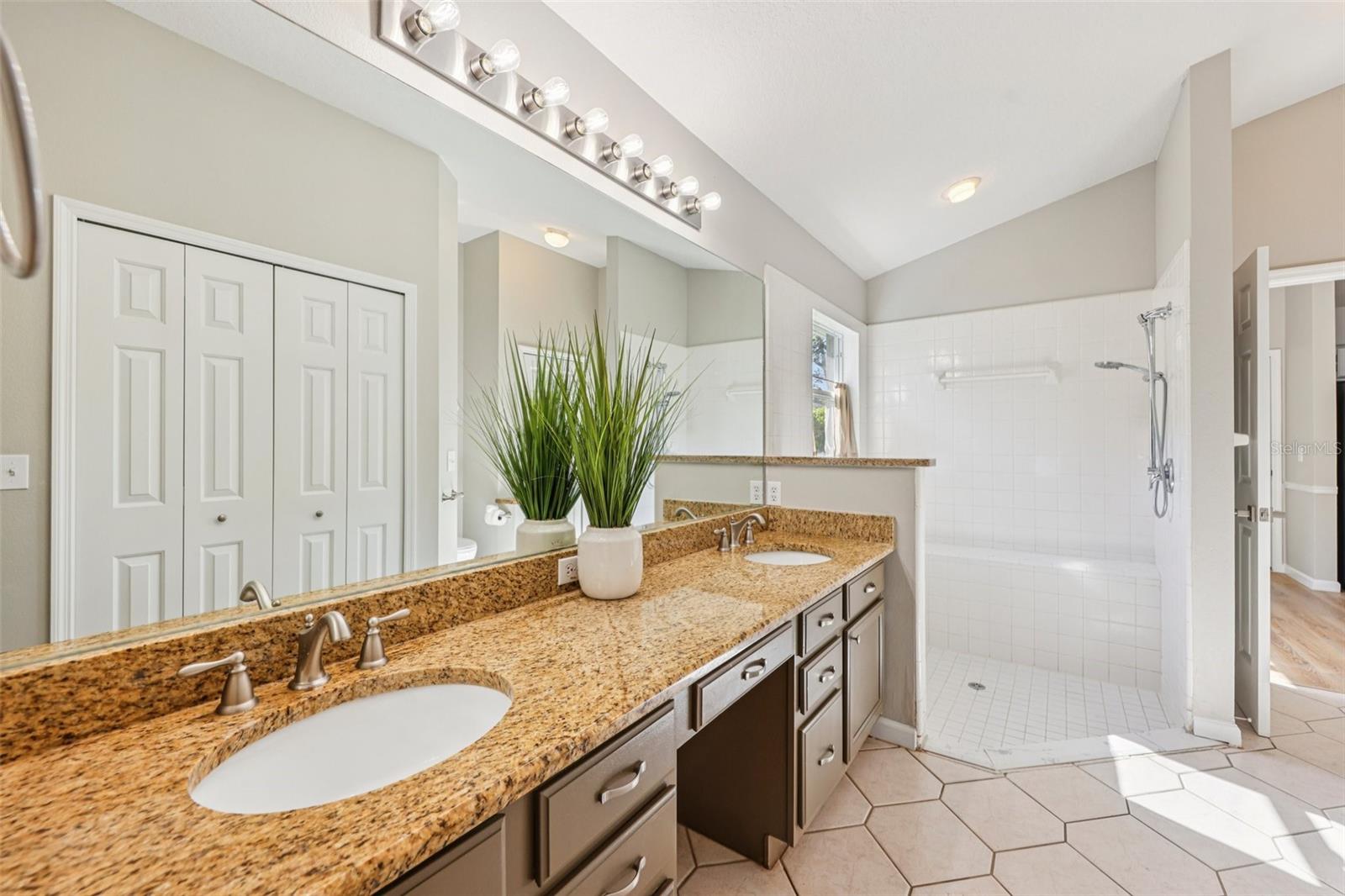 GEORGETOWNE UNIT 3 - Residential