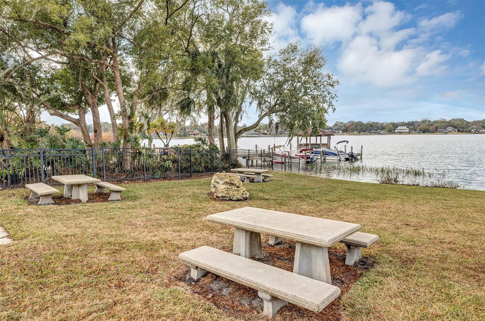 1136 LAKE WILLISARA CIRCLE 23