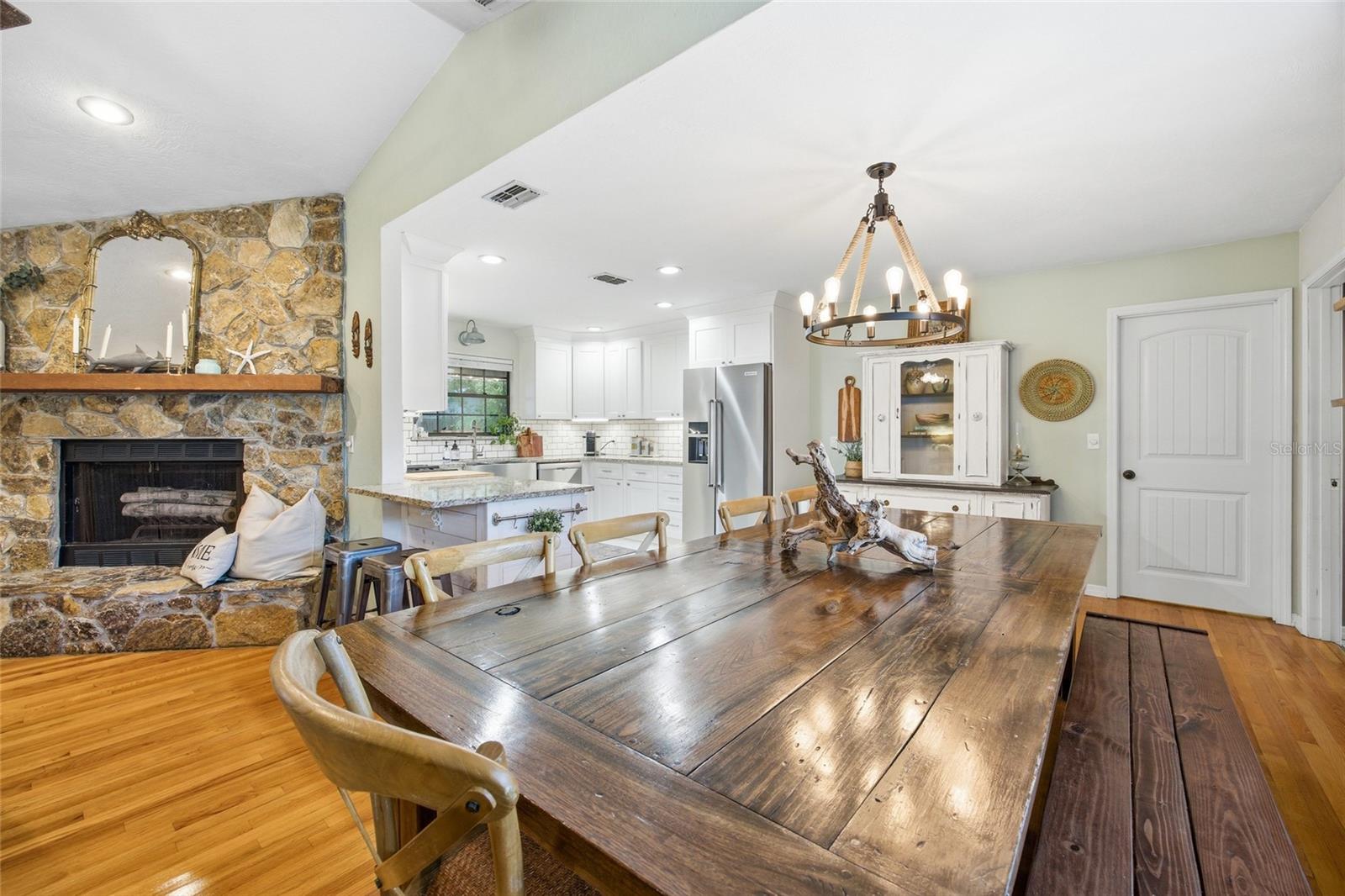 CRESTWOOD EAST - Residential