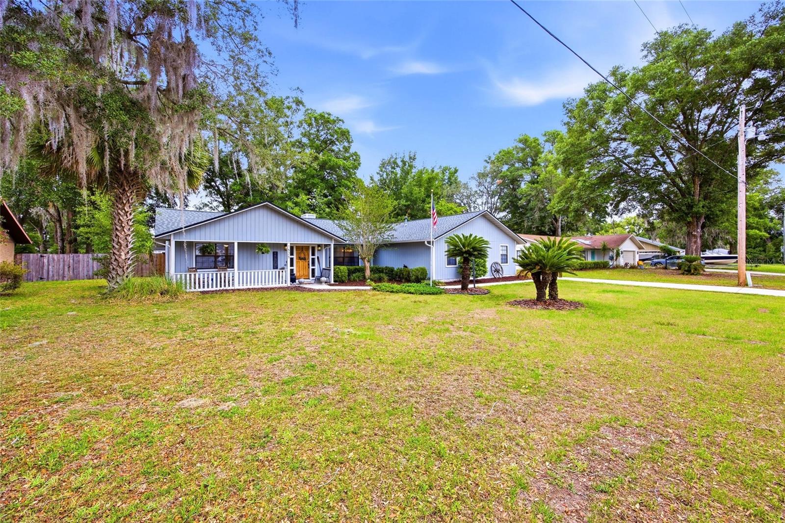 CRESTWOOD EAST - Residential