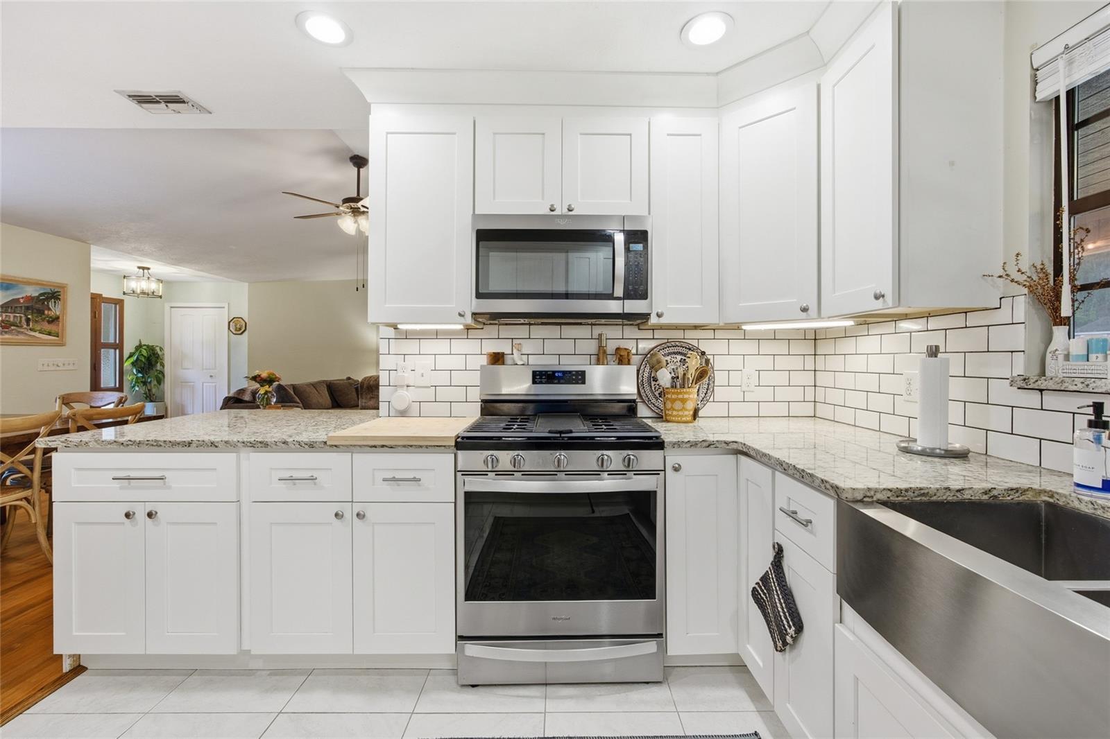 CRESTWOOD EAST - Residential