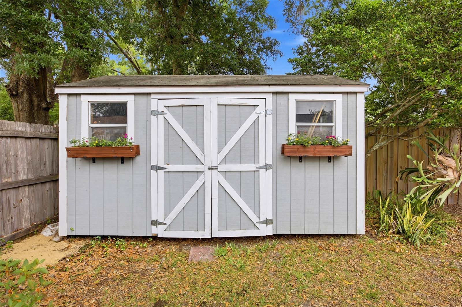 CRESTWOOD EAST - Residential