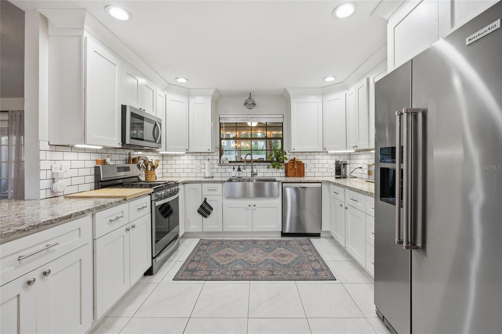 CRESTWOOD EAST - Residential