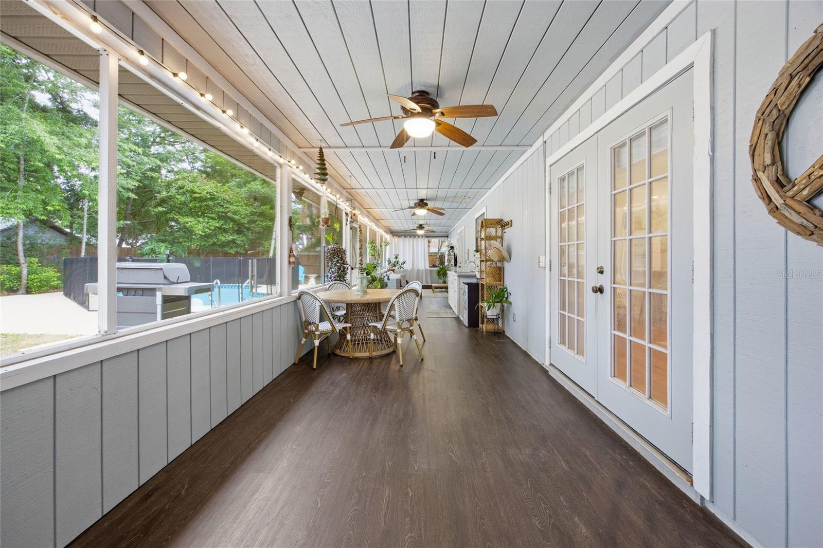 CRESTWOOD EAST - Residential