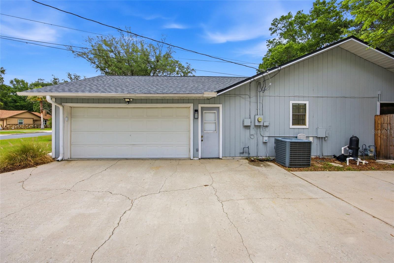 CRESTWOOD EAST - Residential