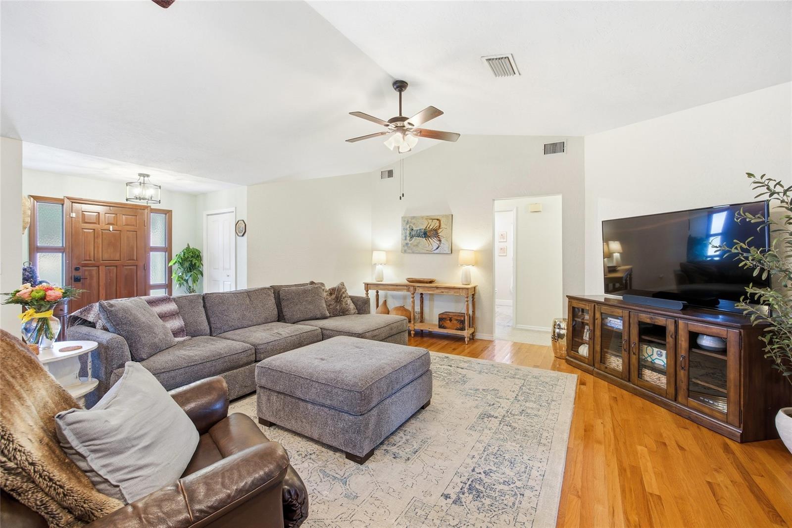 CRESTWOOD EAST - Residential