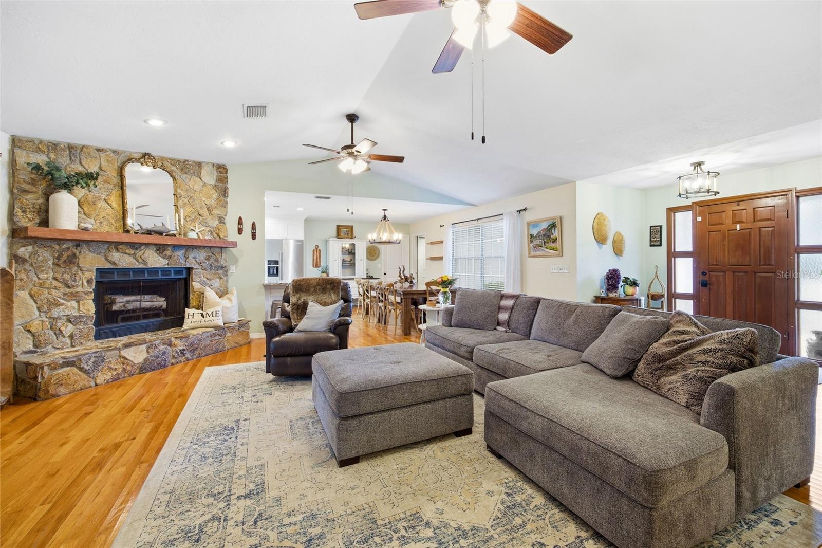 CRESTWOOD EAST - Residential