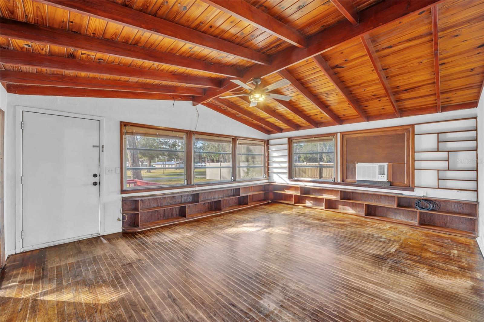 LAKE HELEN BLK 24 - Residential