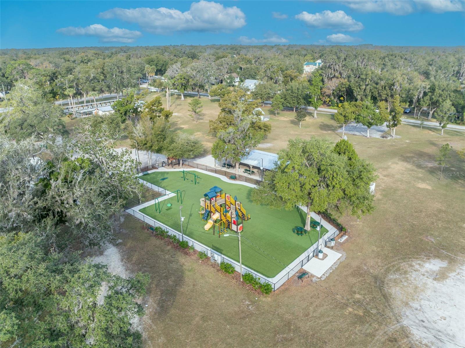 LAKE HELEN BLK 24 - Residential