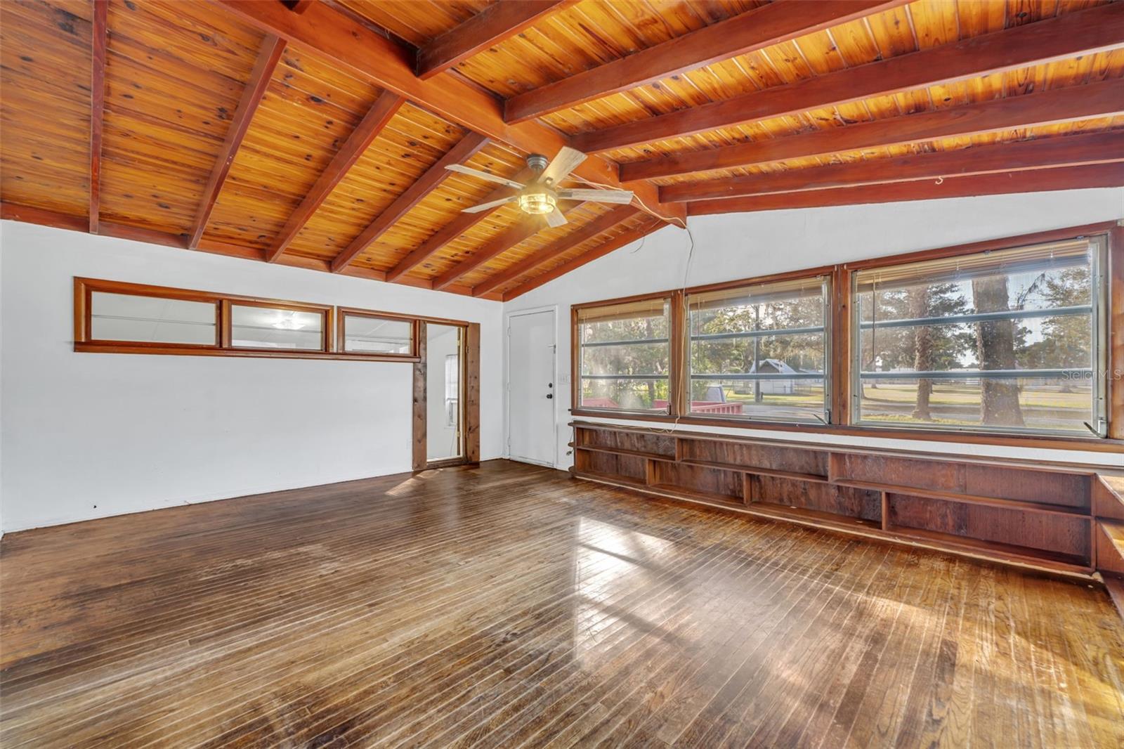 LAKE HELEN BLK 24 - Residential