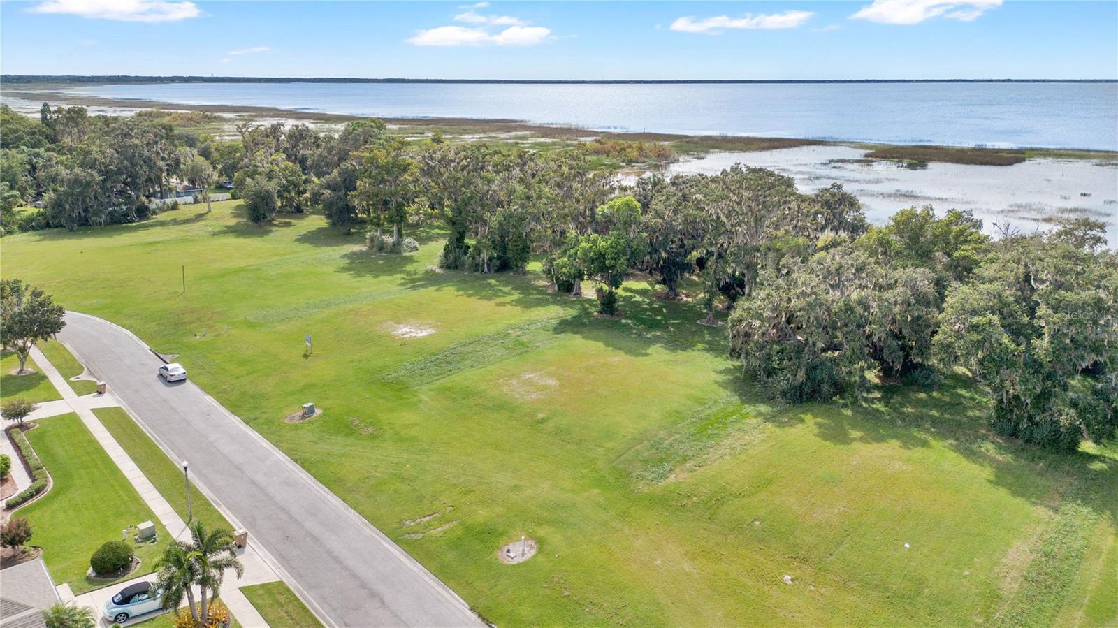 EAST LAKE RESERVE AT NARCOOSSEE UNIT 3 - Land