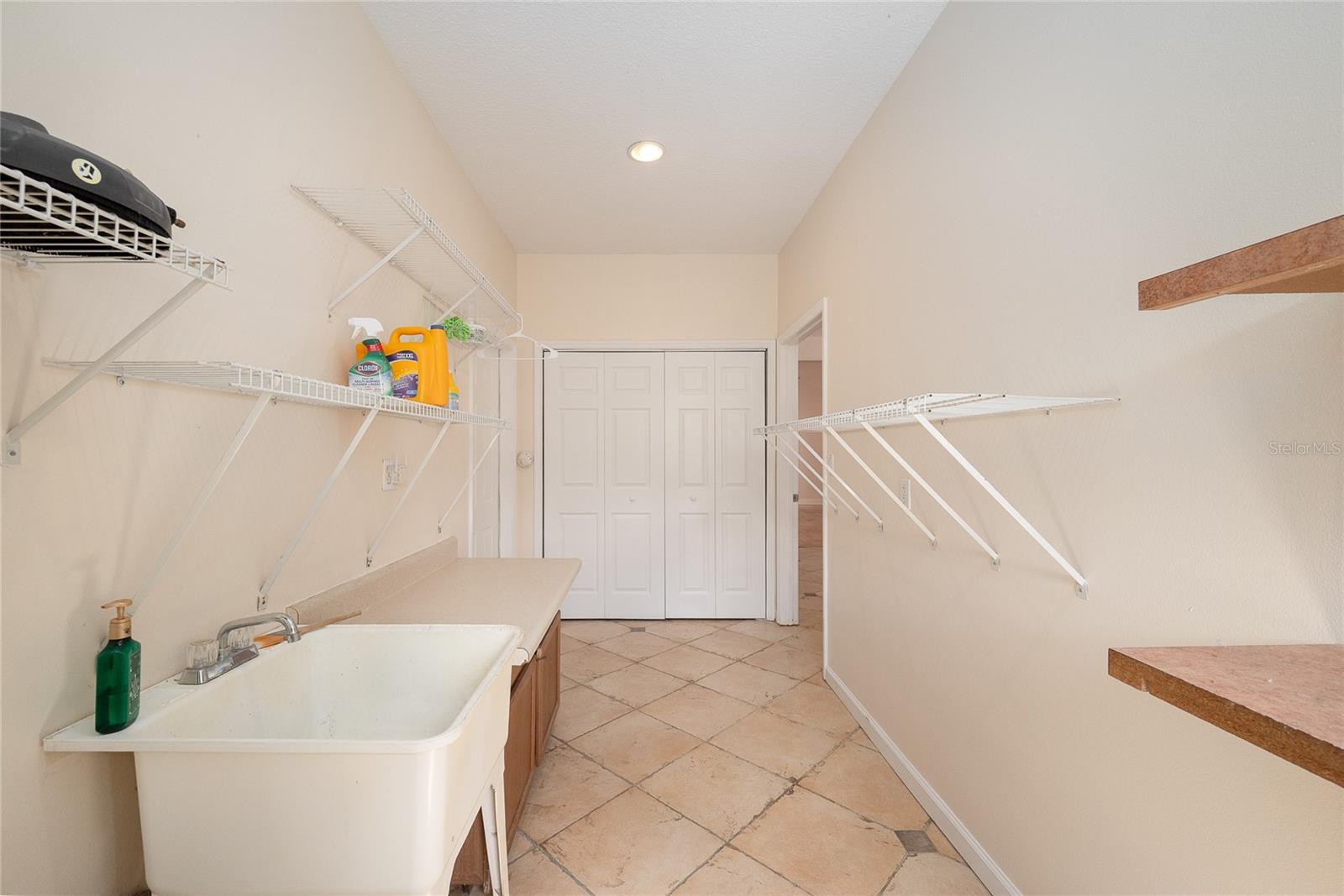 UNIVERSITY HEIGHTS - Residential