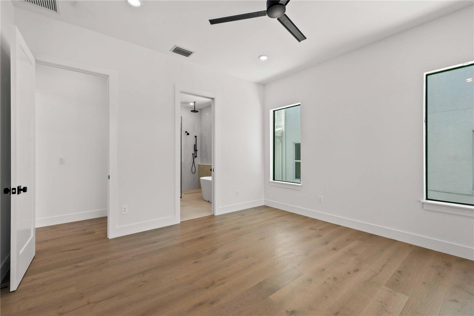 SARASOTA BEACH - Residential