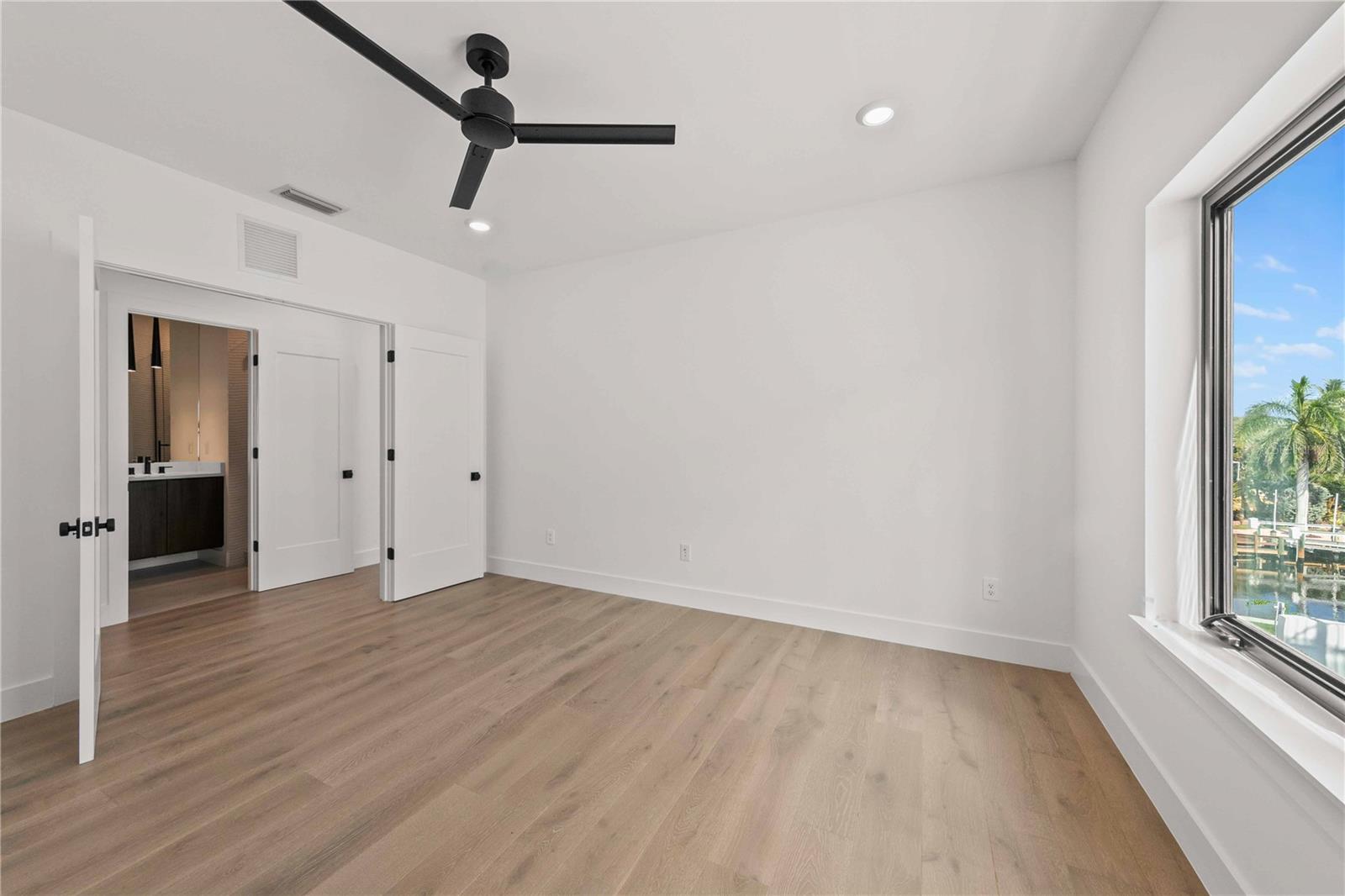 SARASOTA BEACH - Residential