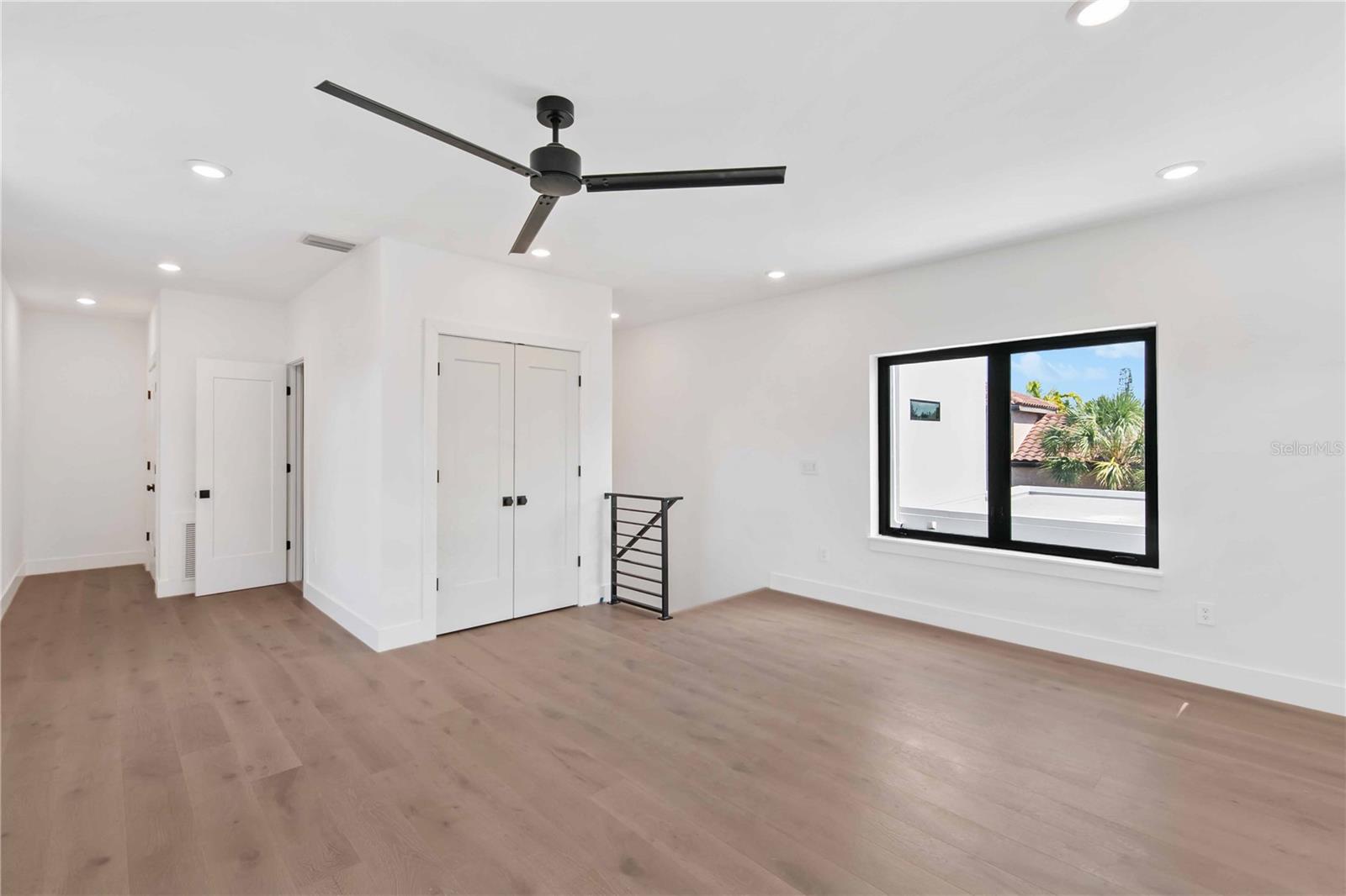 SARASOTA BEACH - Residential