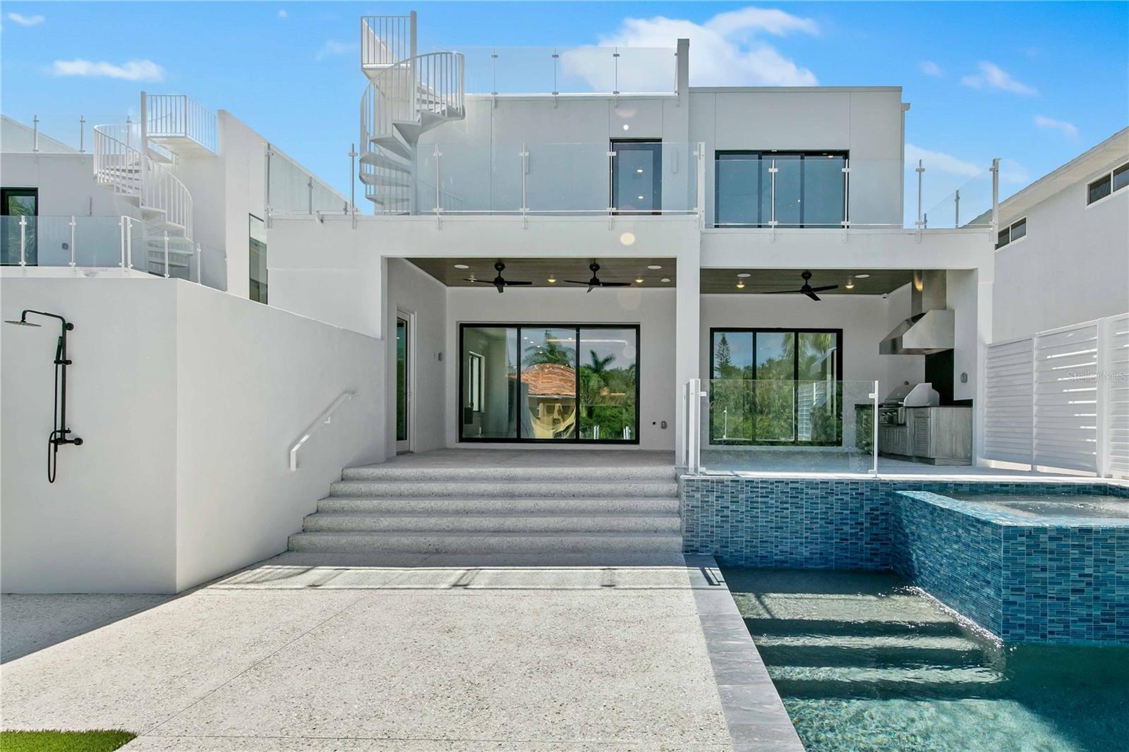 SARASOTA BEACH - Residential