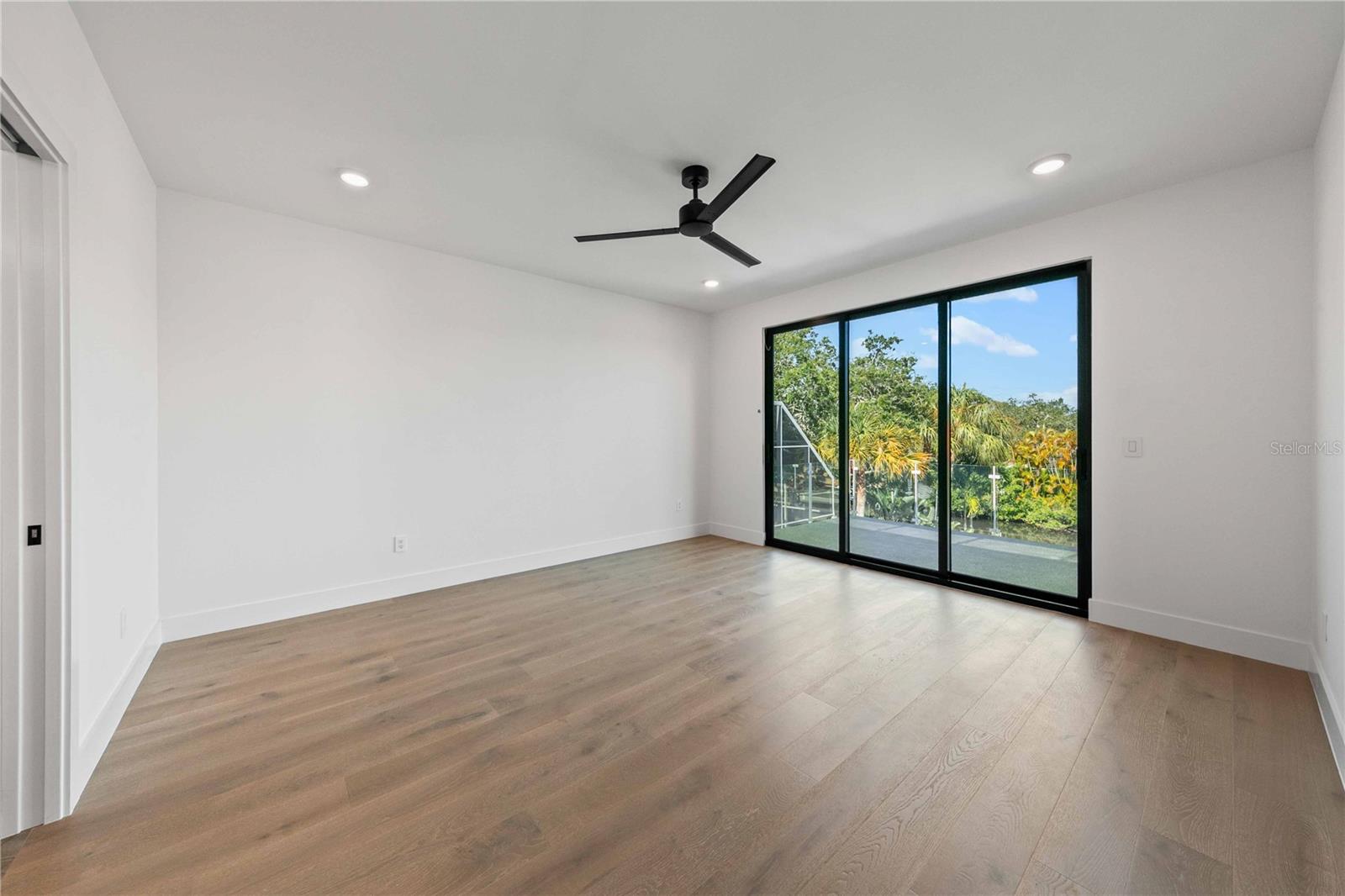 SARASOTA BEACH - Residential