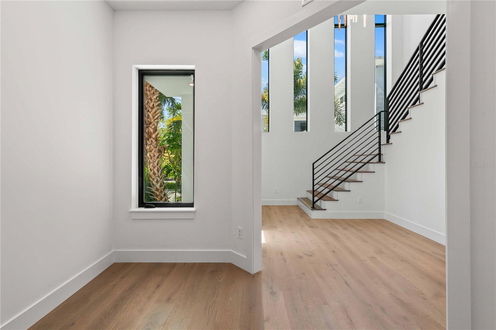 SARASOTA BEACH - Residential