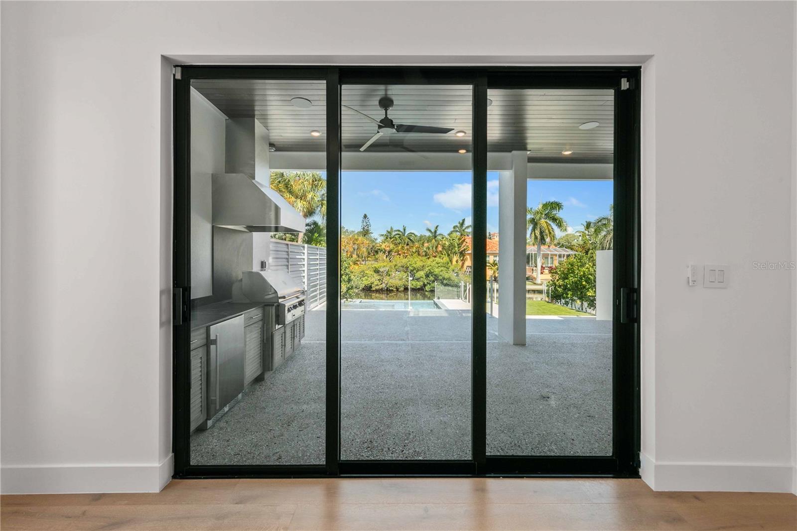 SARASOTA BEACH - Residential