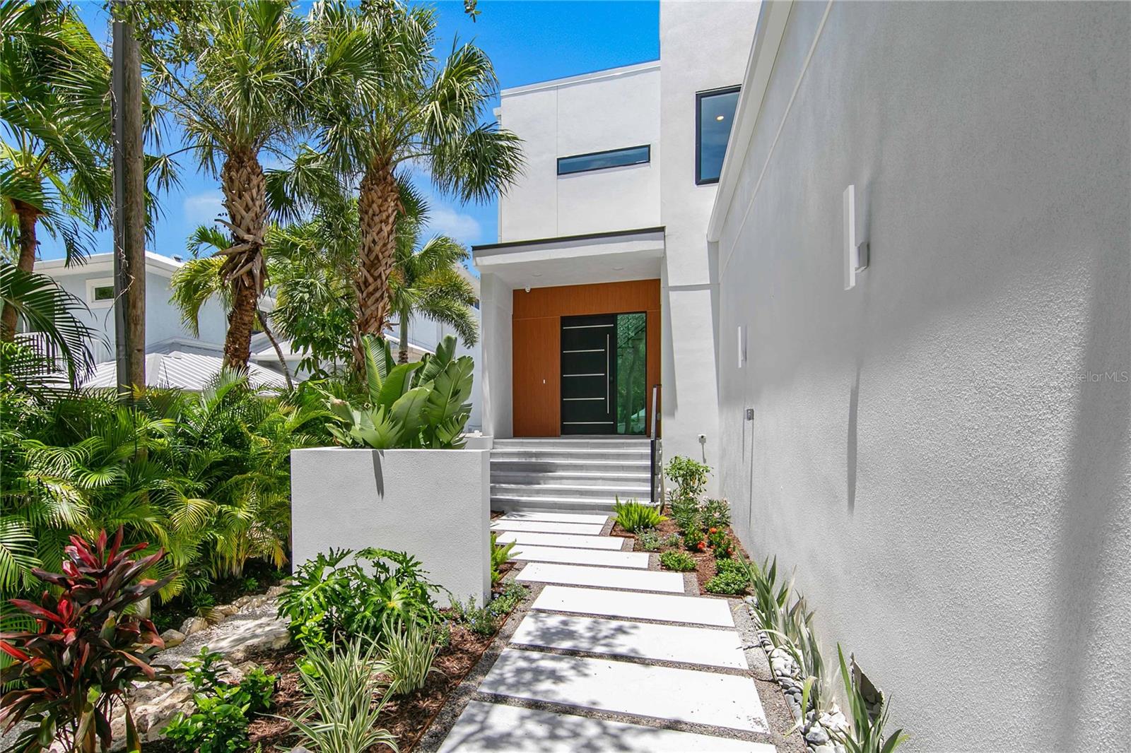 SARASOTA BEACH - Residential