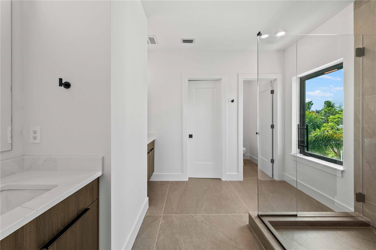 SARASOTA BEACH - Residential