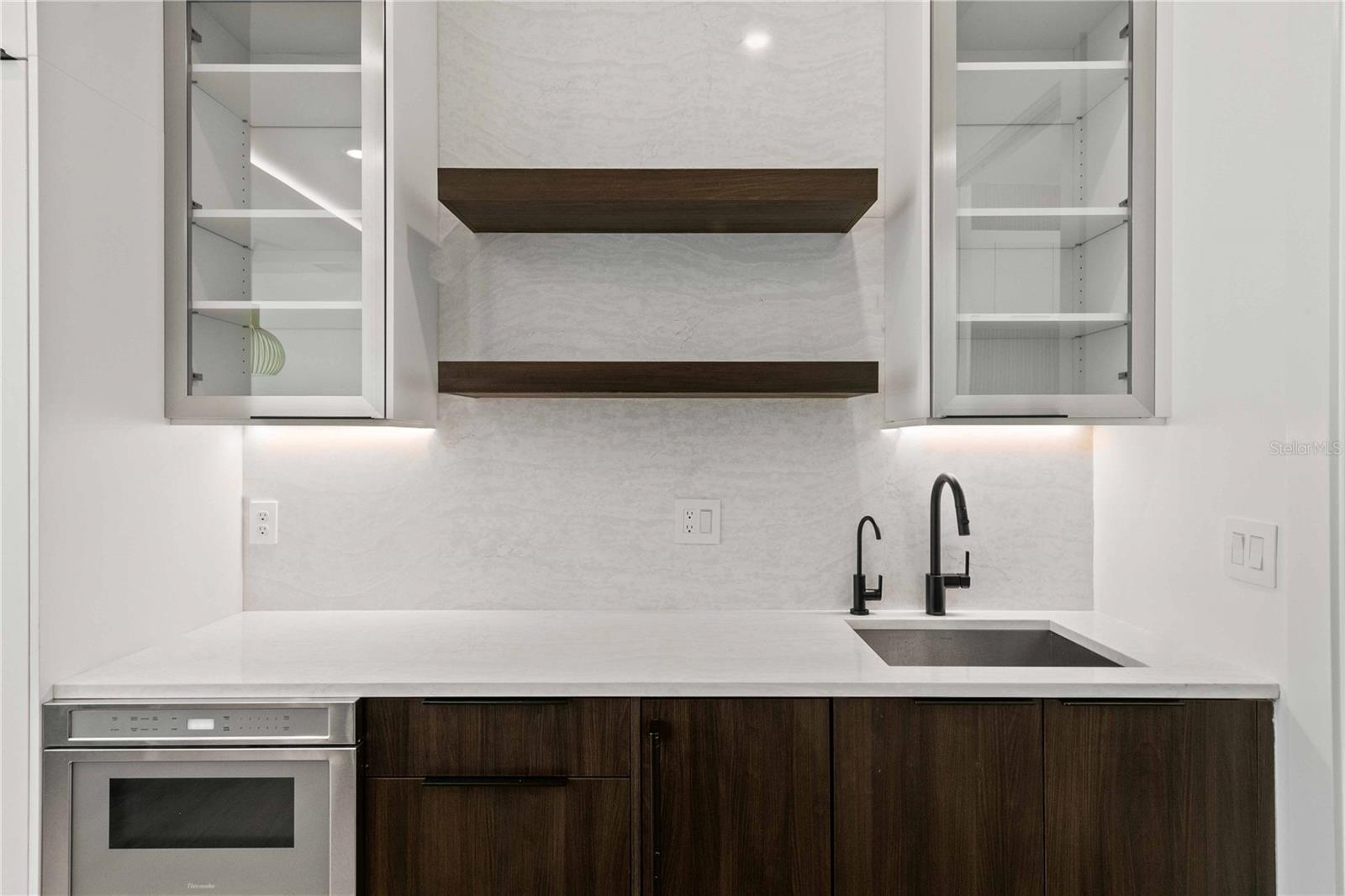 SARASOTA BEACH - Residential