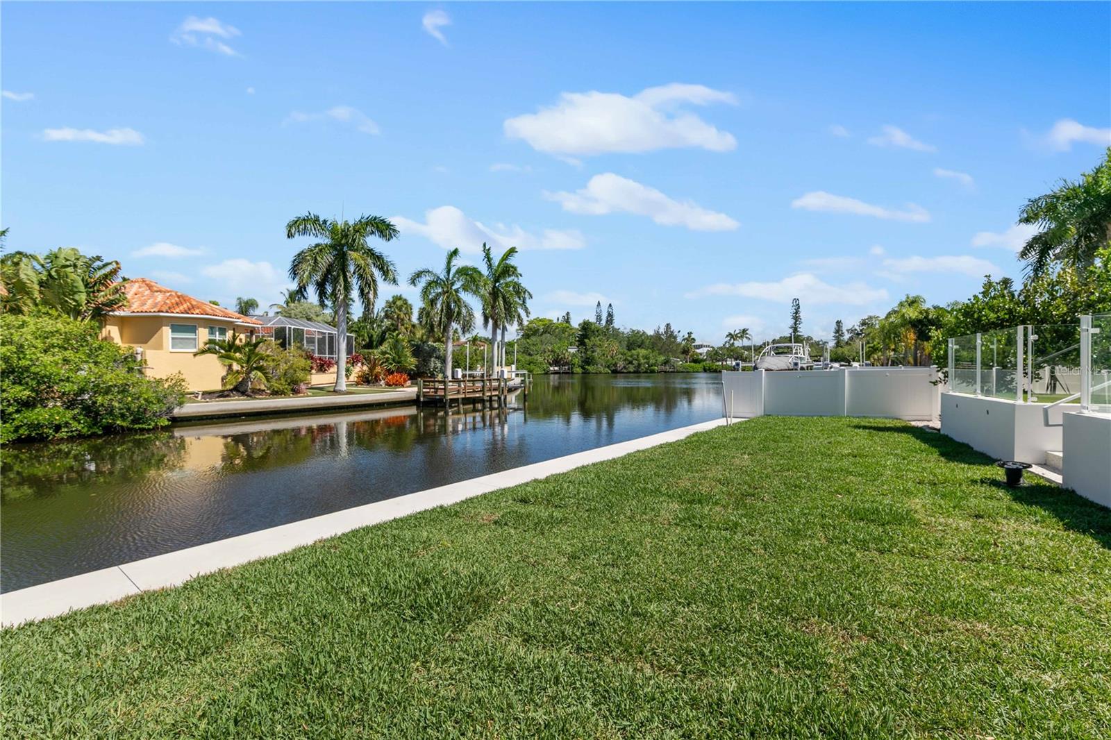 SARASOTA BEACH - Residential