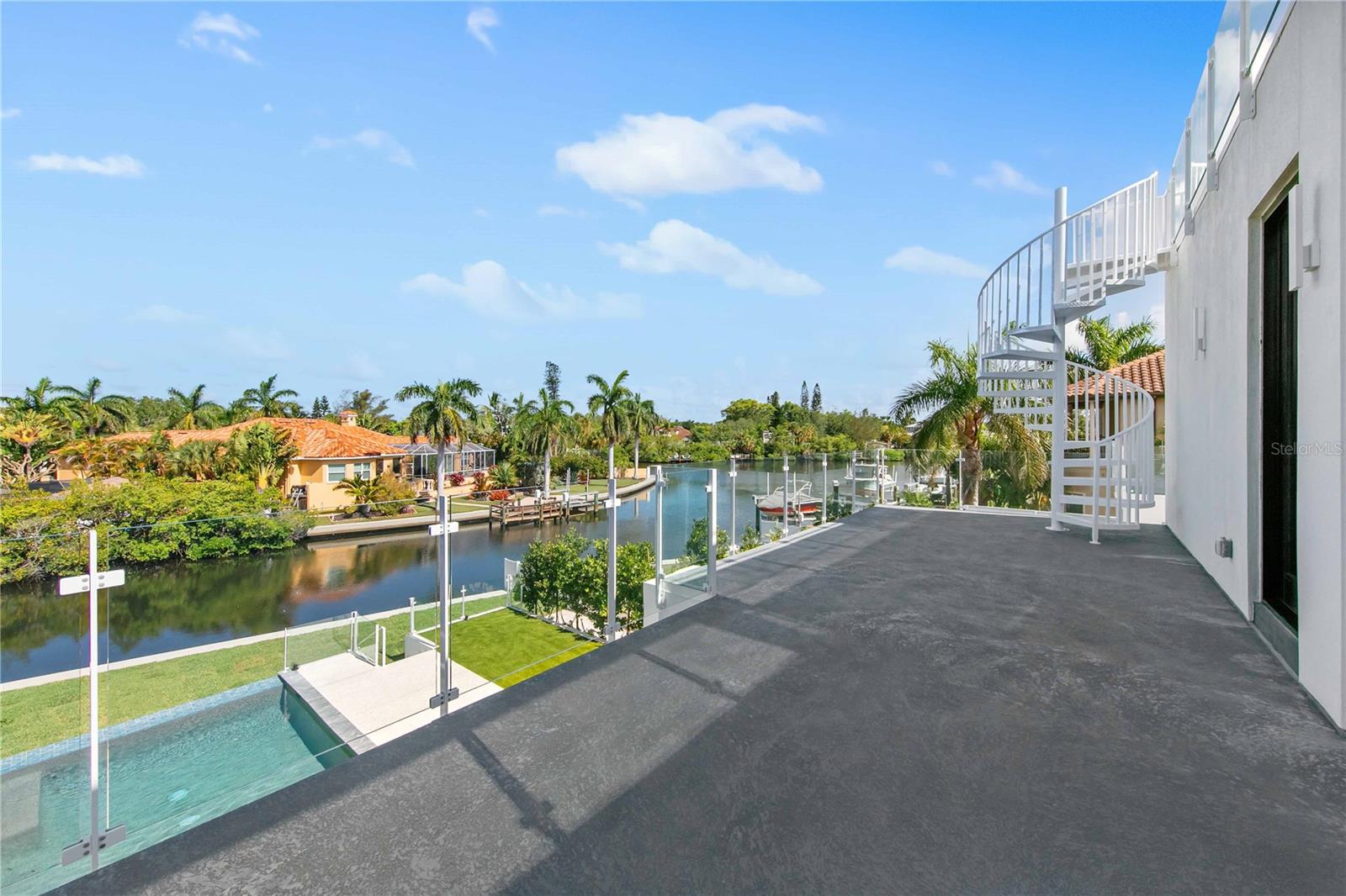 SARASOTA BEACH - Residential