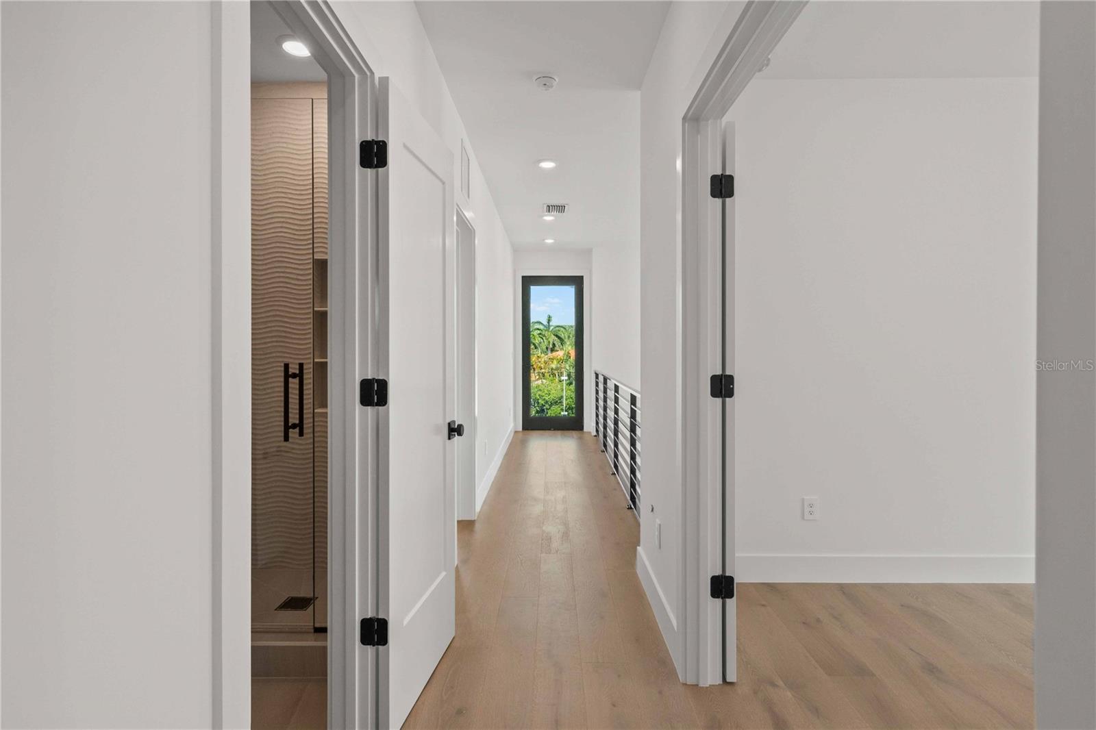 SARASOTA BEACH - Residential