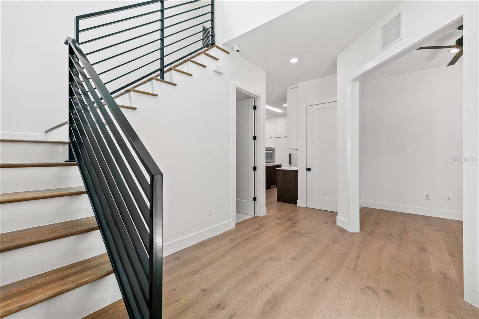 SARASOTA BEACH - Residential