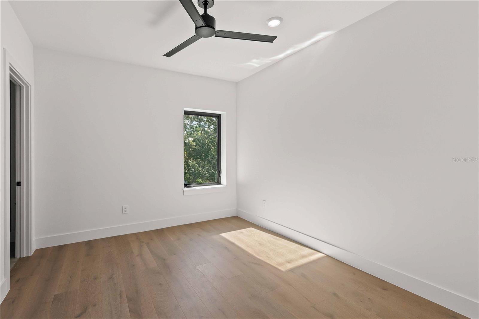 SARASOTA BEACH - Residential