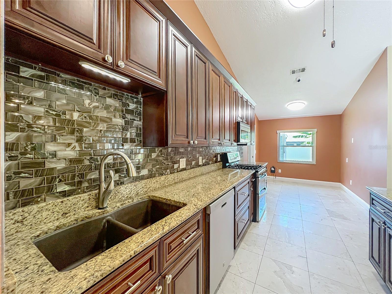 FOREST HEIGHTS UNREC - Residential