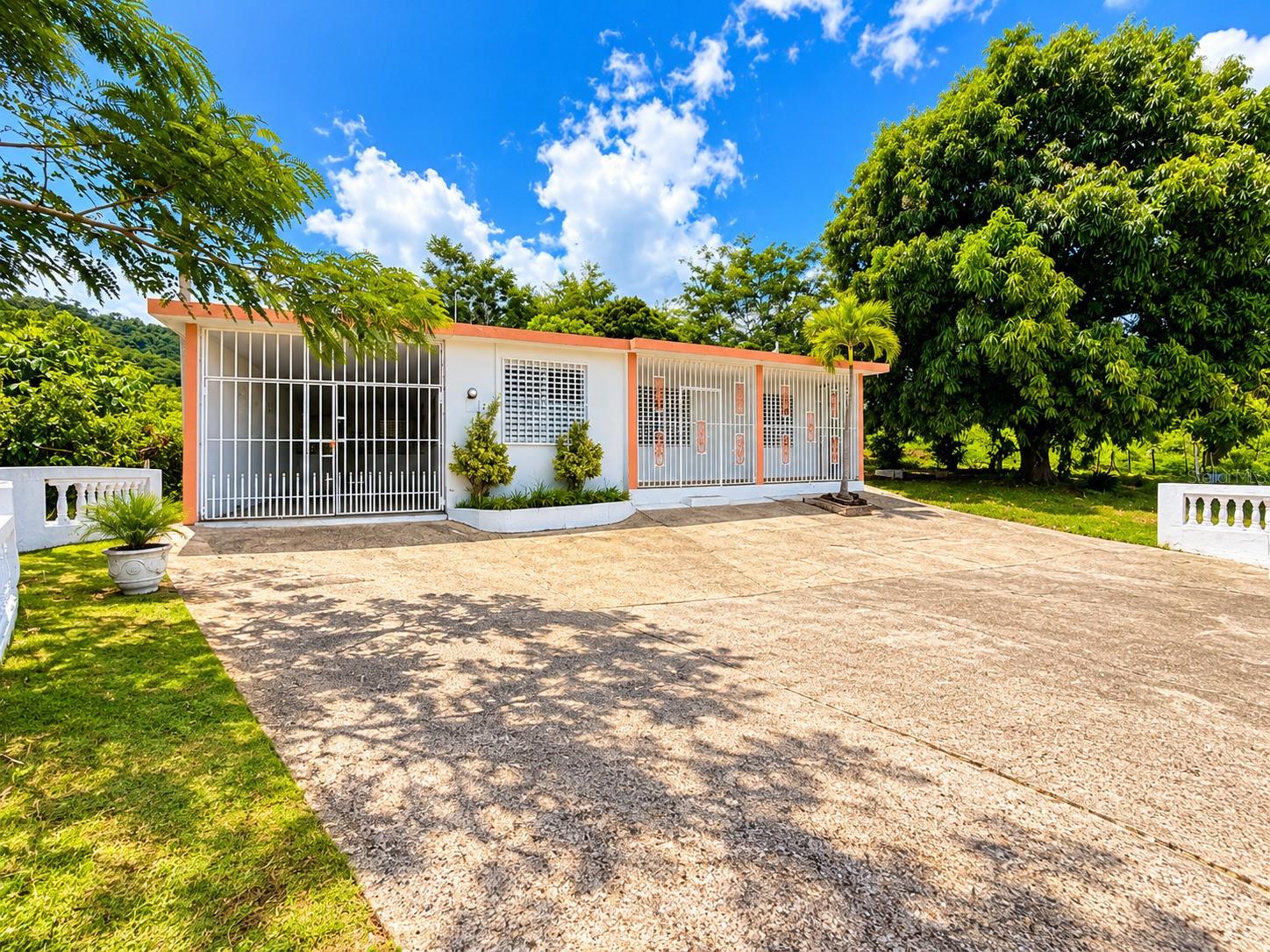 Bo. Tumbao CALLE BARCELÓ