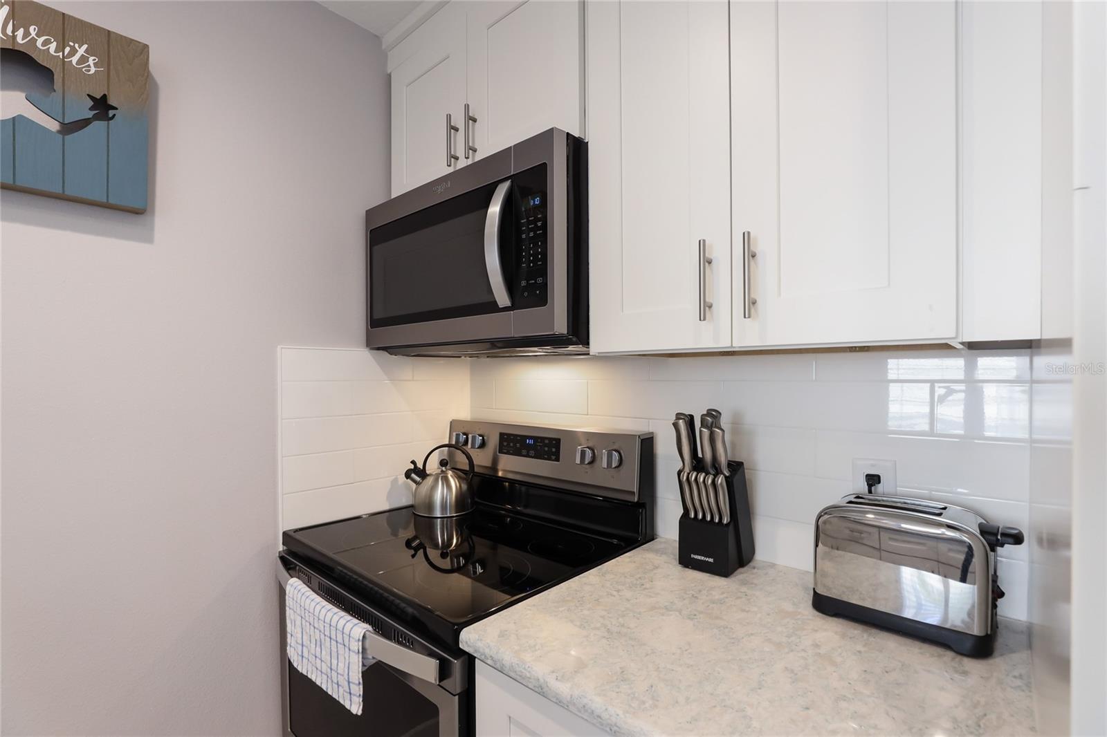 ISLAND PALMS CONDO - Residential