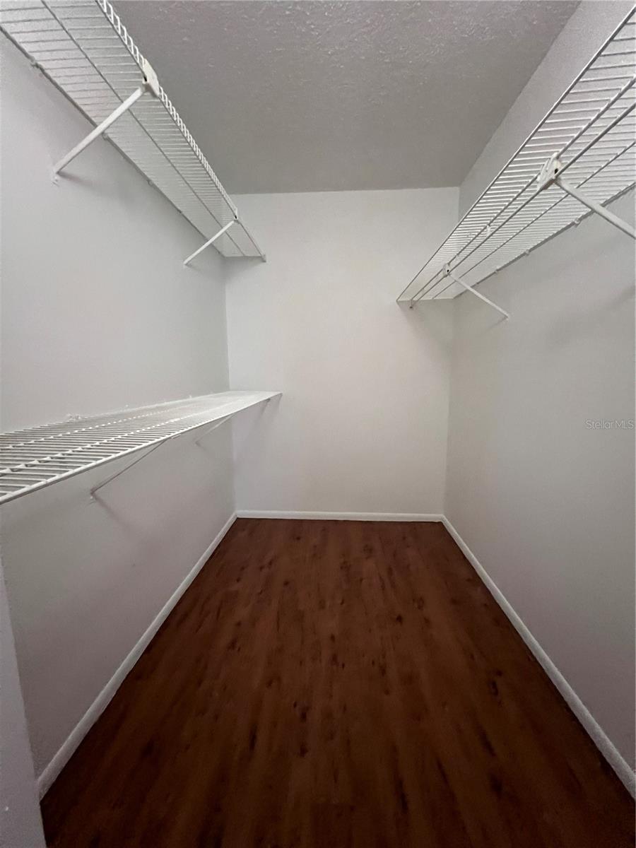 LANDING A CONDO - Residential Lease