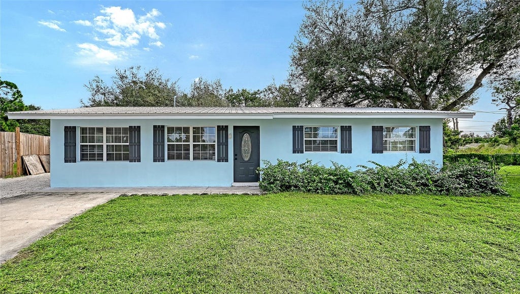 Photo of 5044 Brookmeade Drive, Sarasota, FL 34232 (MLS # A4710235)