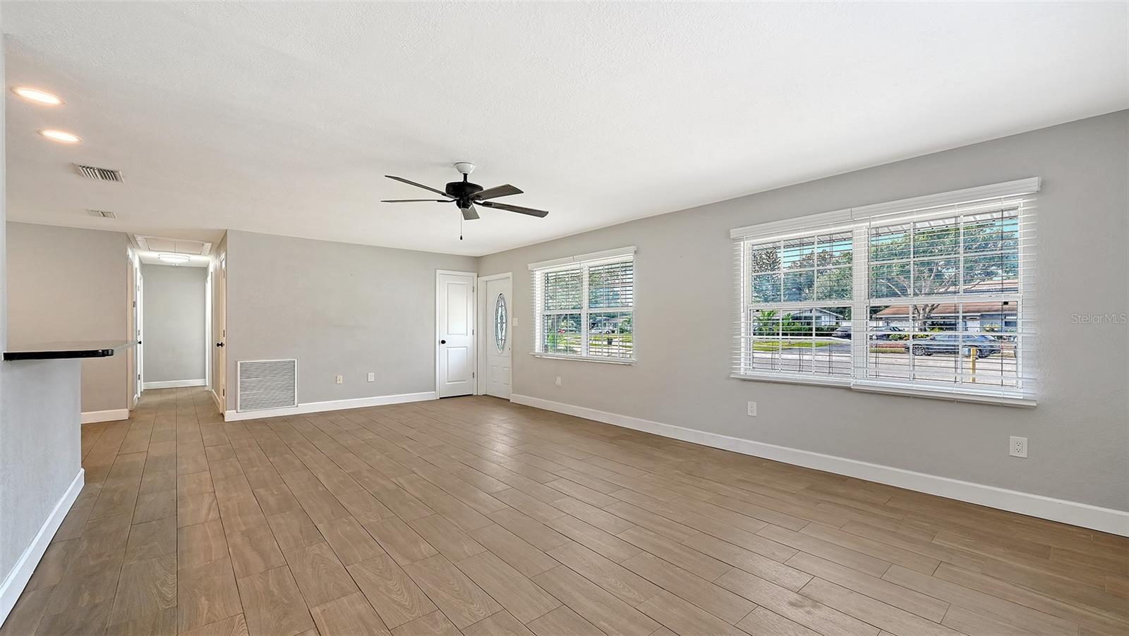 5044 BROOKMEADE DRIVE, SARASOTA, FL, 34232 4 5044 BROOKMEADE DRIVE