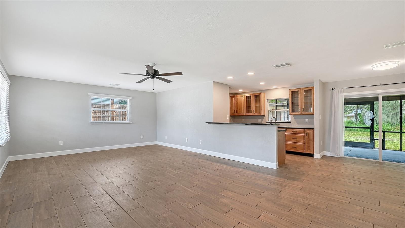 5044 BROOKMEADE DRIVE, SARASOTA, FL, 34232 2 5044 BROOKMEADE DRIVE