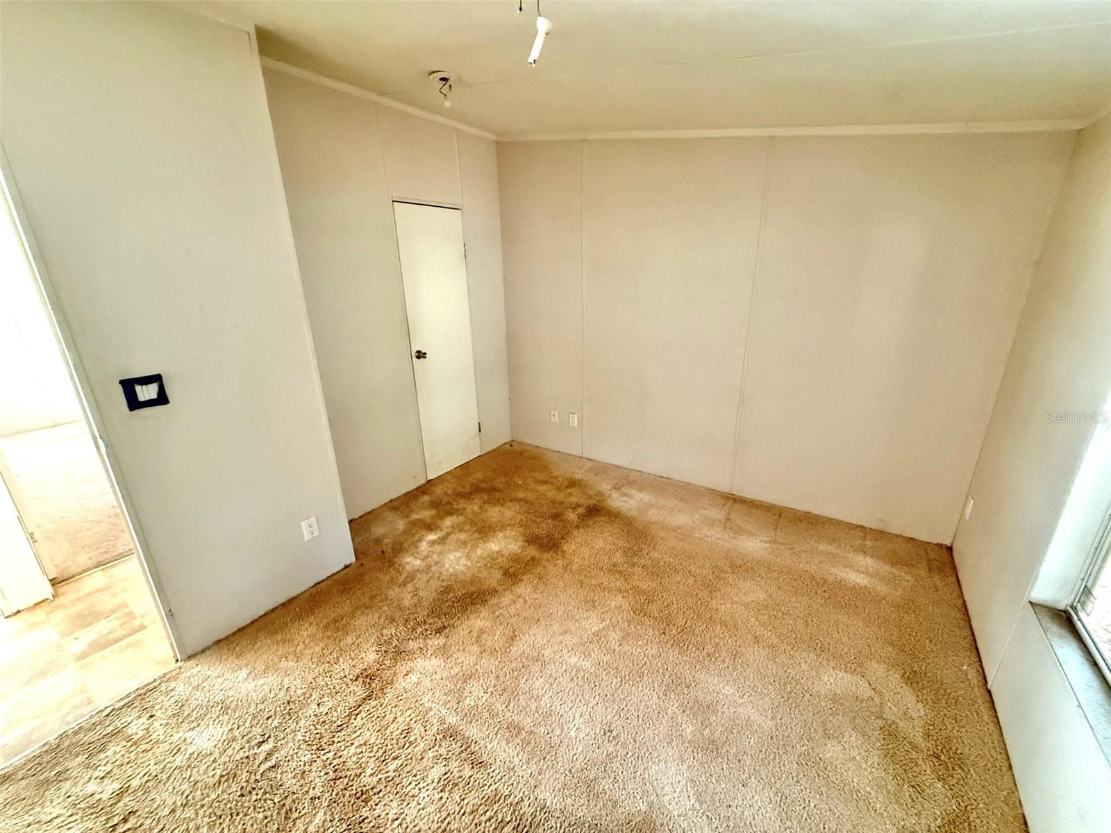 LAKE TROPICANA RANCHETTES - Residential