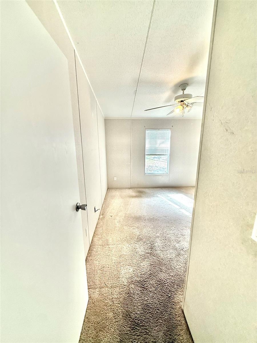 LAKE TROPICANA RANCHETTES - Residential