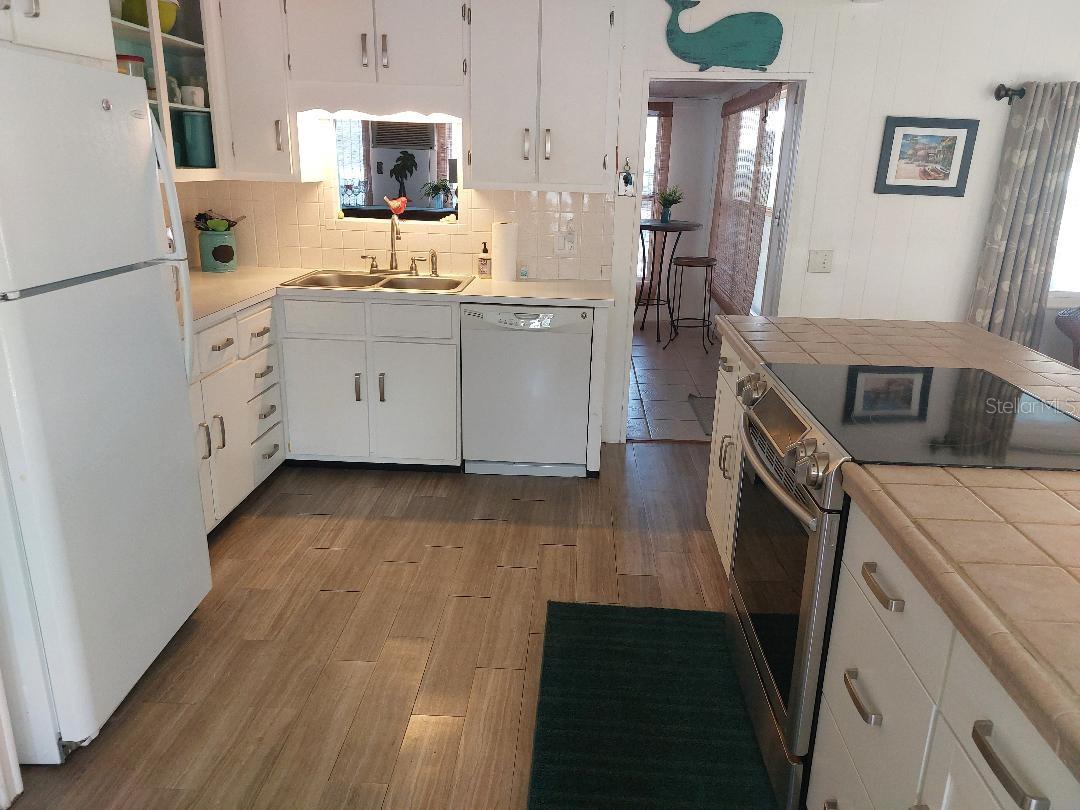 LAKE TARPON MOBILE HOME VILLAGE - Residential