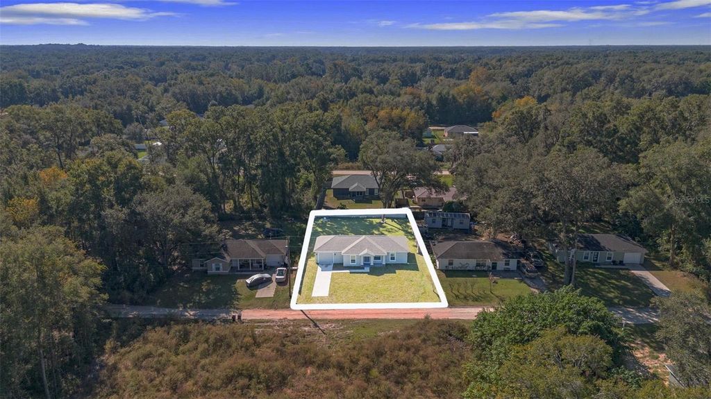 Photo of 3216 SE 142nd Place, Summerfield, FL 34491 (MLS # G5102900)