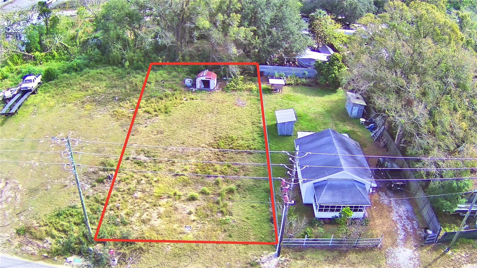 INTER URBAN PARK - Land