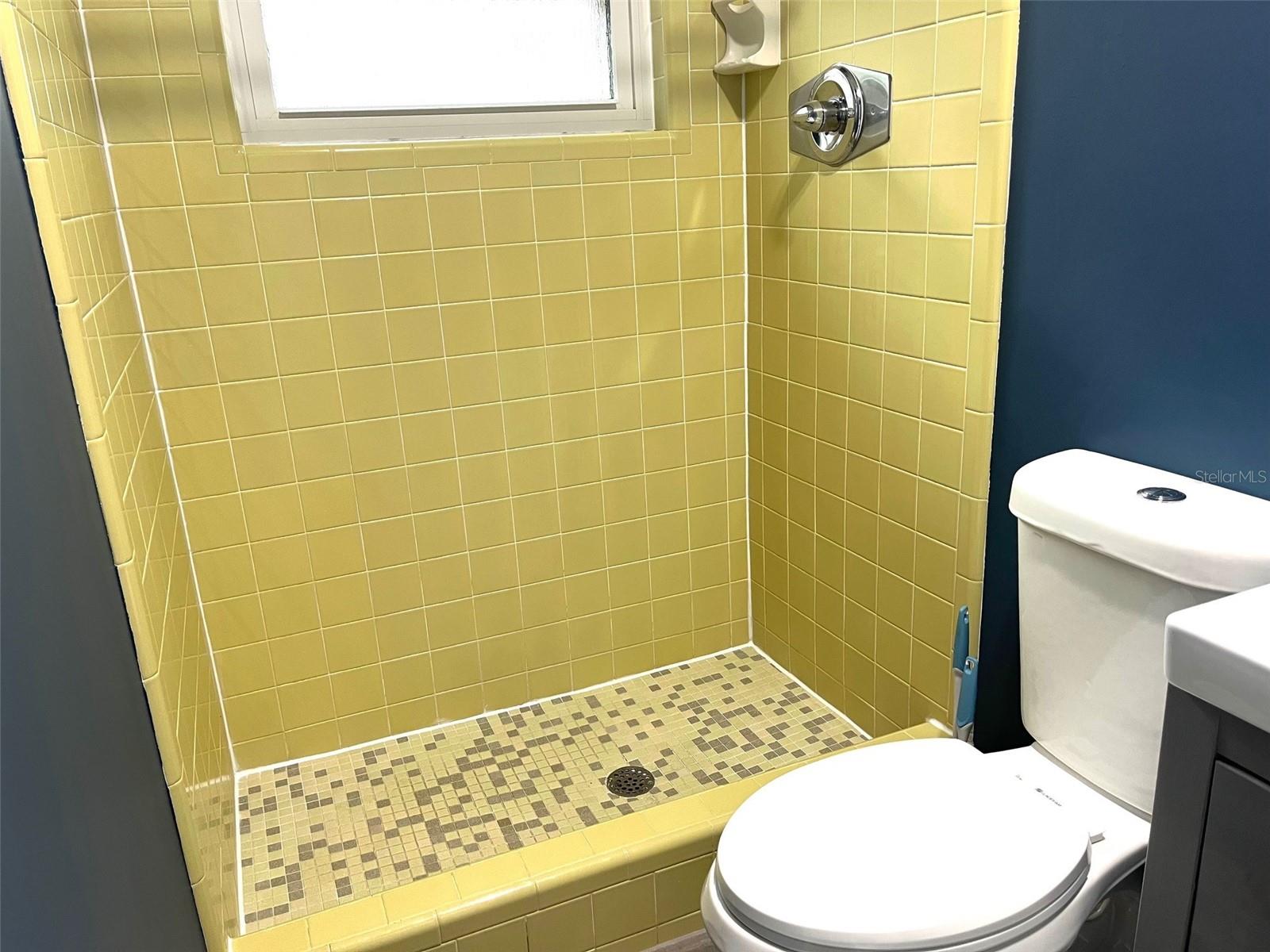 NORTHWOOD - Residential Lease