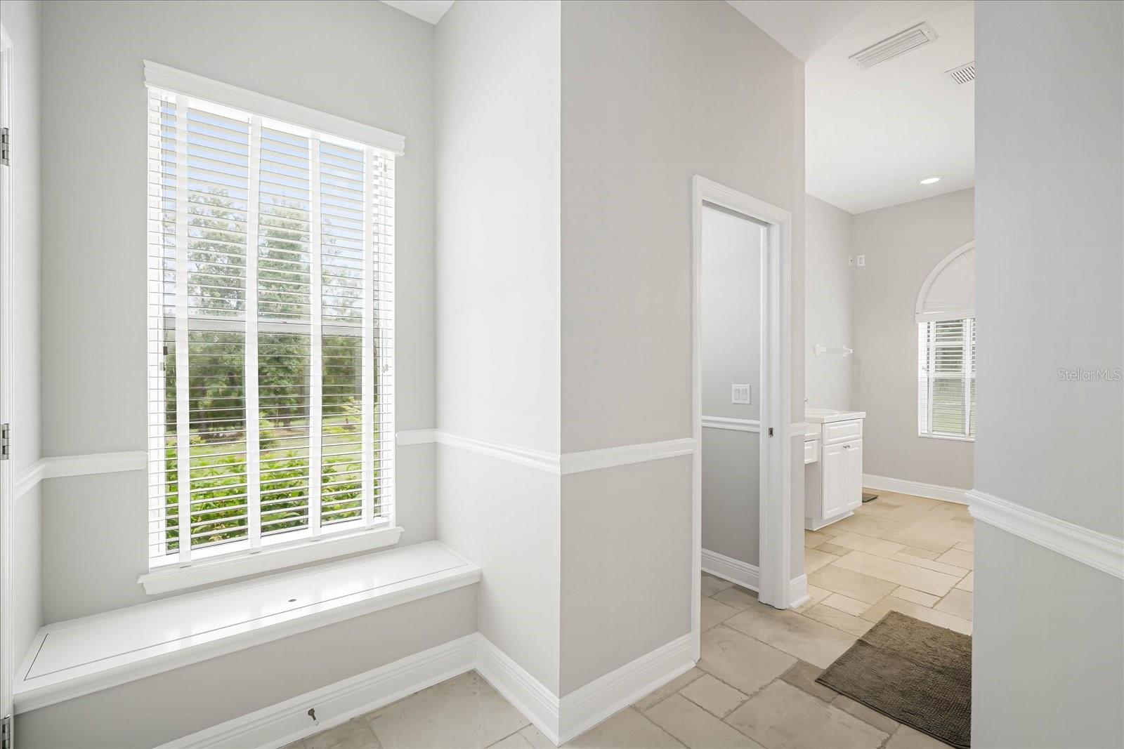 SHADOW RUN UNIT 2 - Residential