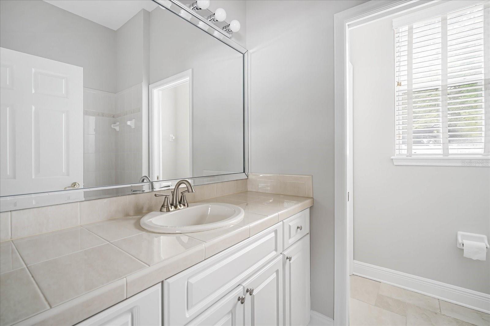 SHADOW RUN UNIT 2 - Residential