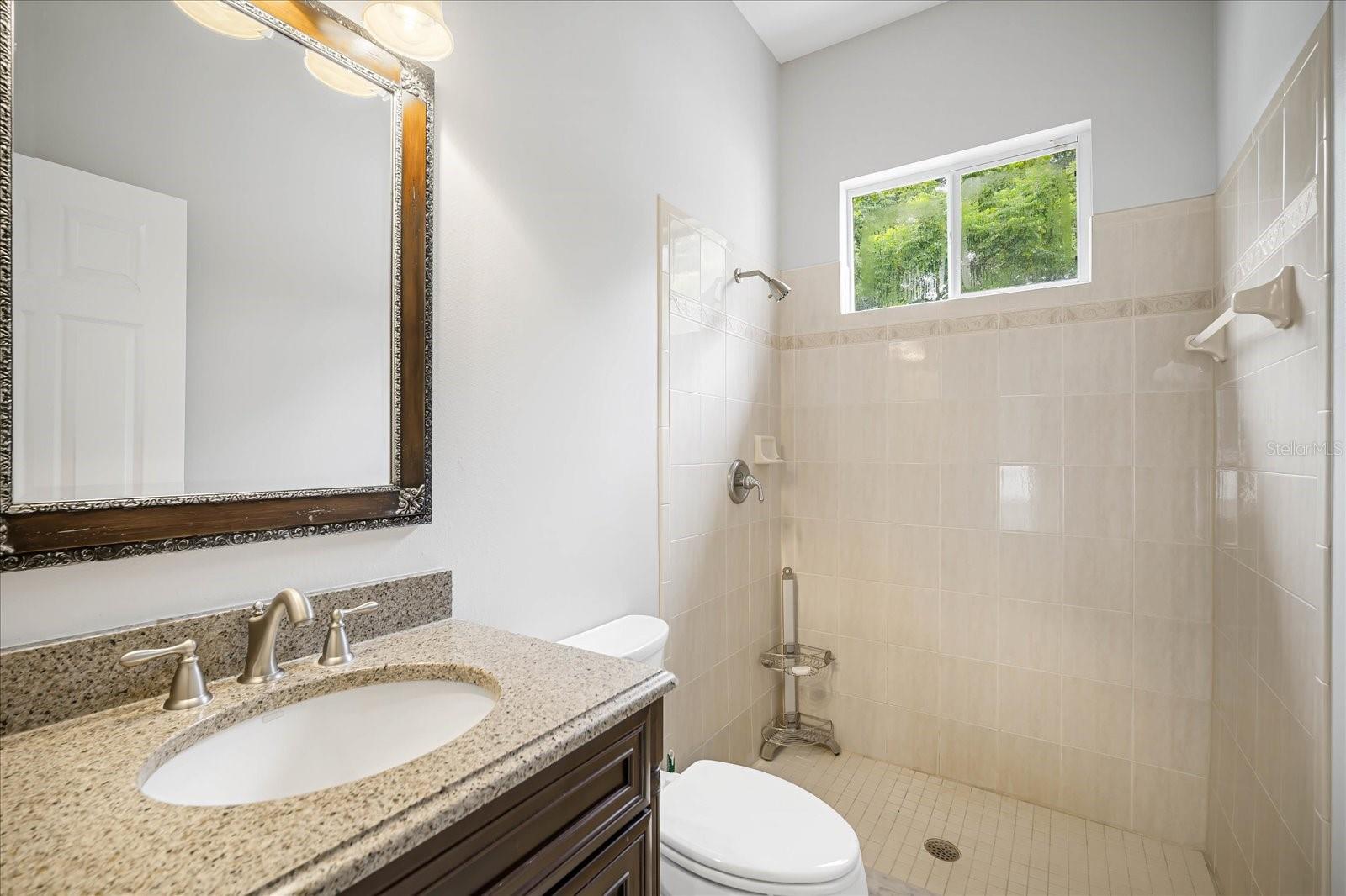 SHADOW RUN UNIT 2 - Residential