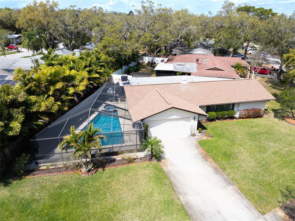 Photo of 1830 Oak Forest Drive S, Clearwater, FL 33759 (MLS # TB8535583)